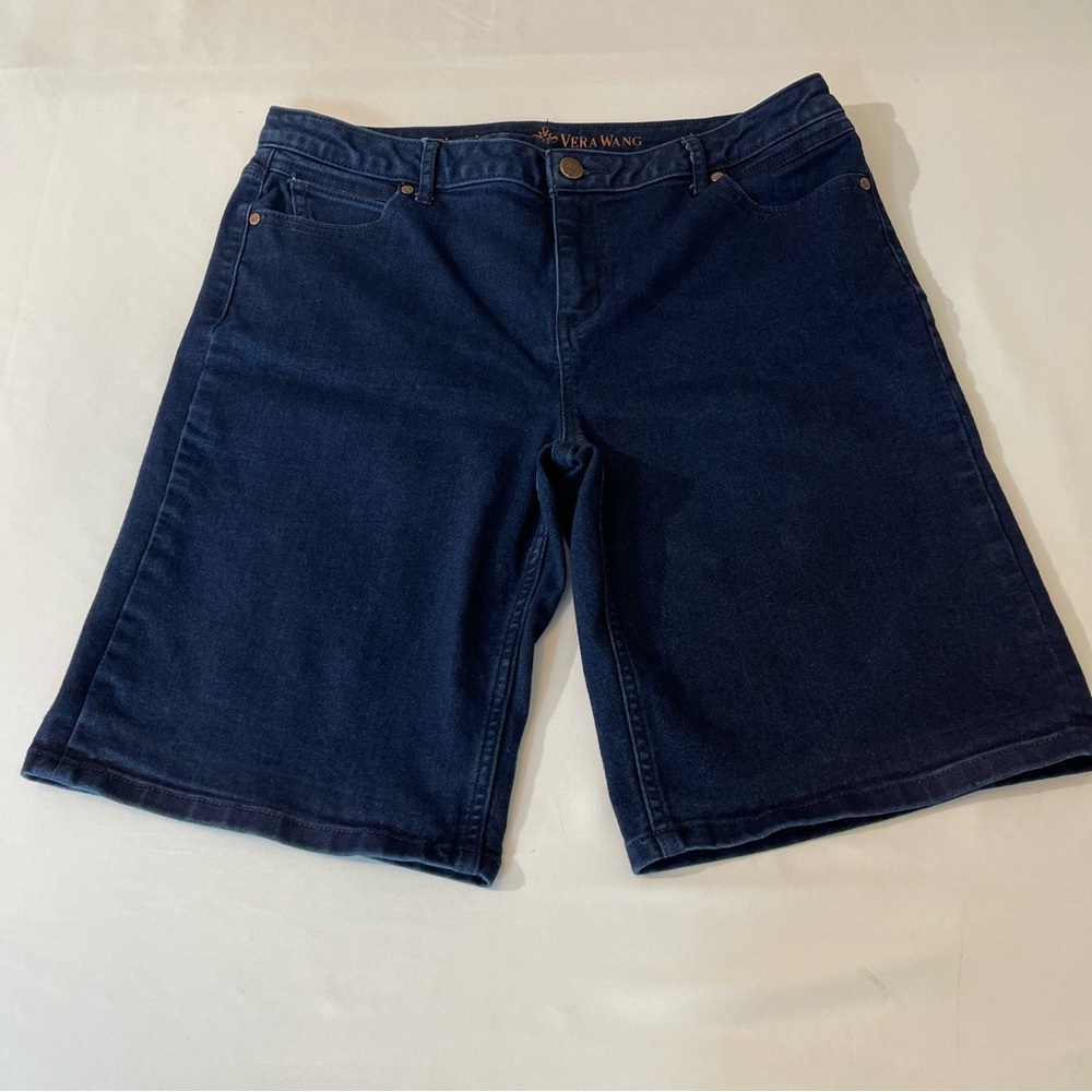 SIMPLY VERA BOYFRIEND SHORTS , WOMENS SIZE 12 , VERY GOOD CONDITION, PRE…